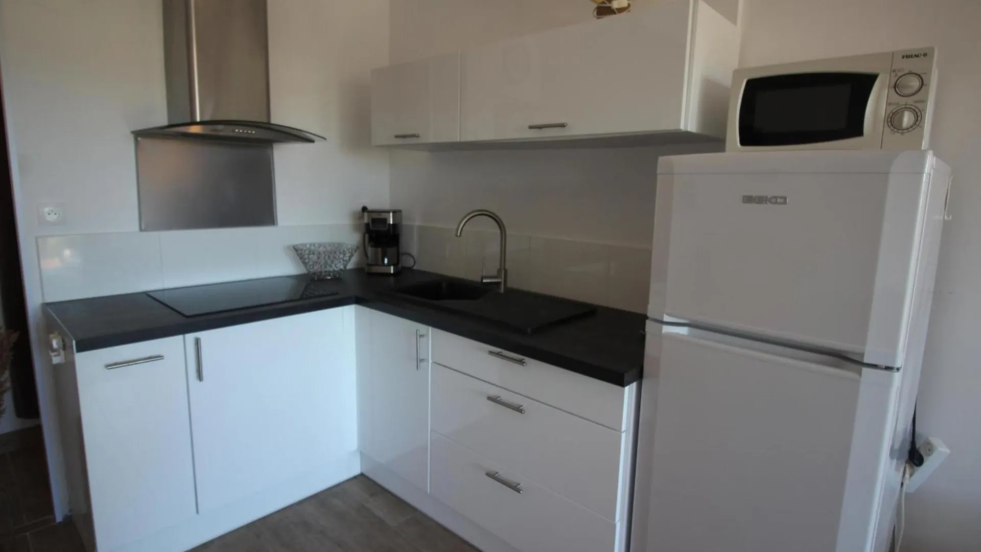 Aran 14 - Apartamento Acogedor Y Con Muy Buenas Vistas Del Mar. - Es-228-86 Llança Διαμέρισμα